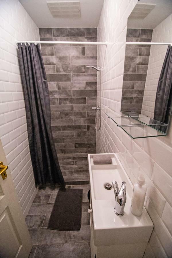 Cheerful And Cozy 2 Bedrooms 2 Bathrooms Apartment With Top Location Budapesta Exterior foto