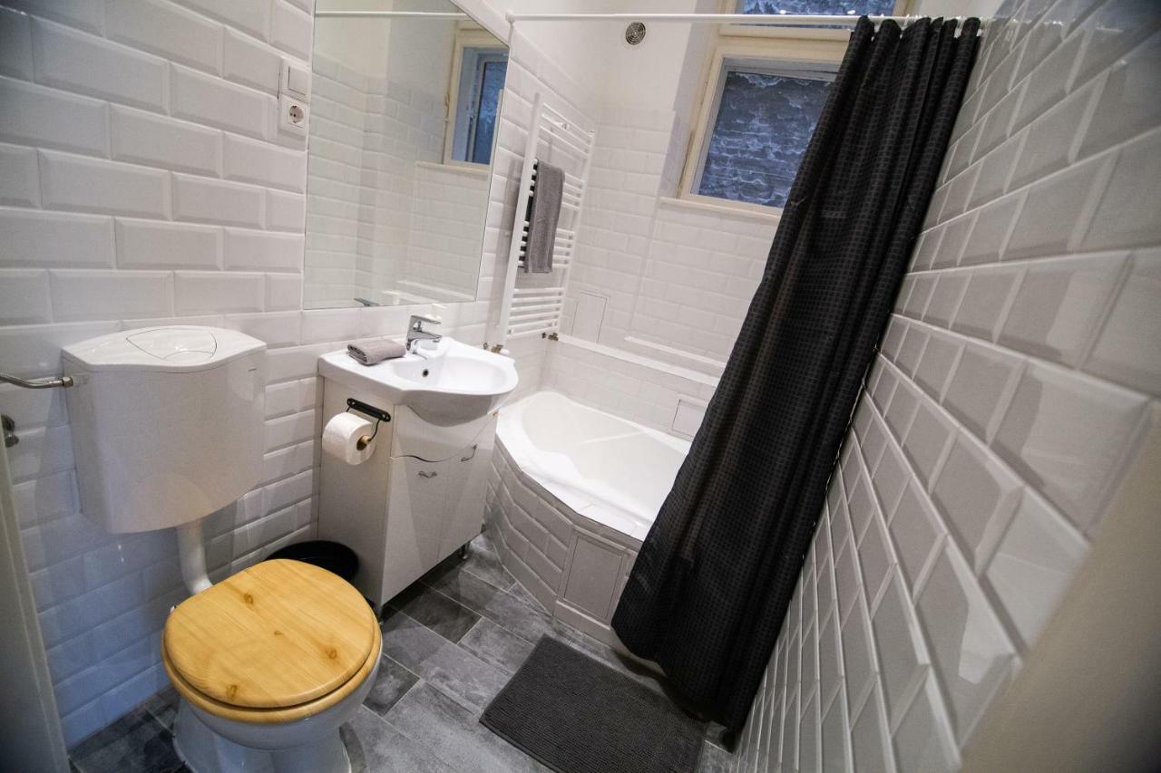 Cheerful And Cozy 2 Bedrooms 2 Bathrooms Apartment With Top Location Budapesta Exterior foto